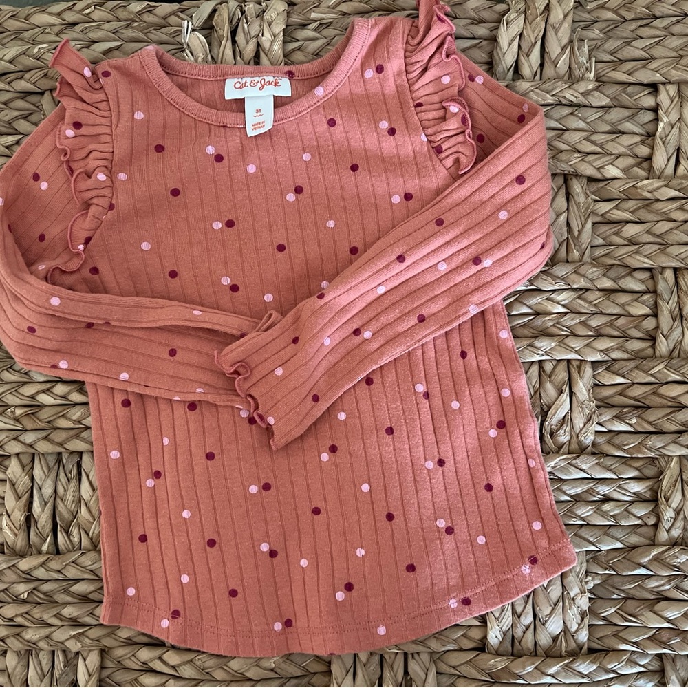 Cat and Jack ribbed ruffle shirt